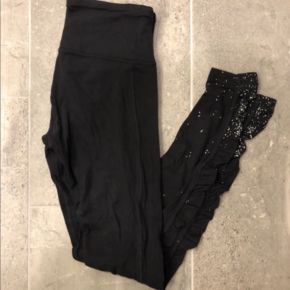 lululemon athletica Pants - Lululemon Black Leggings Long W Gray Specs 6